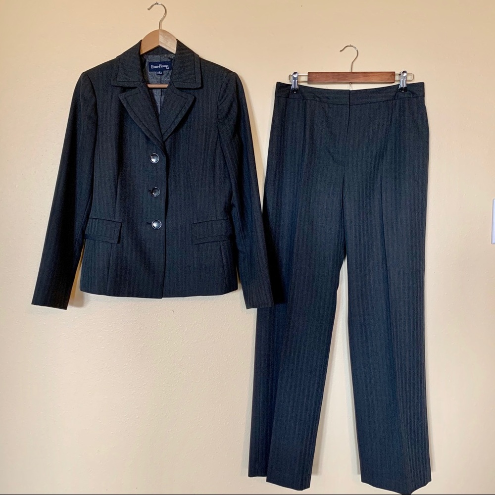 Evan-Picone Pant Suit